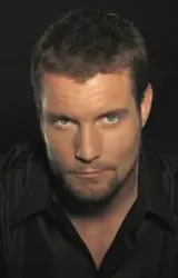 Дэмиен Пакер