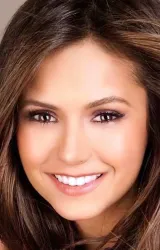 Нина Добрев