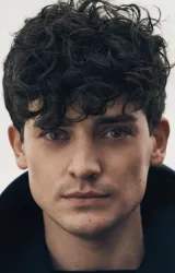 Анайрин Барнард